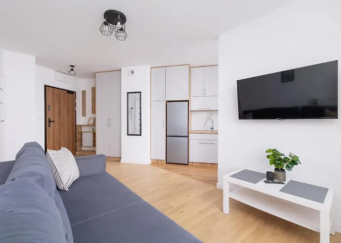 Modern Apartment With Parking Near Tauron Arena By Rent Like Home